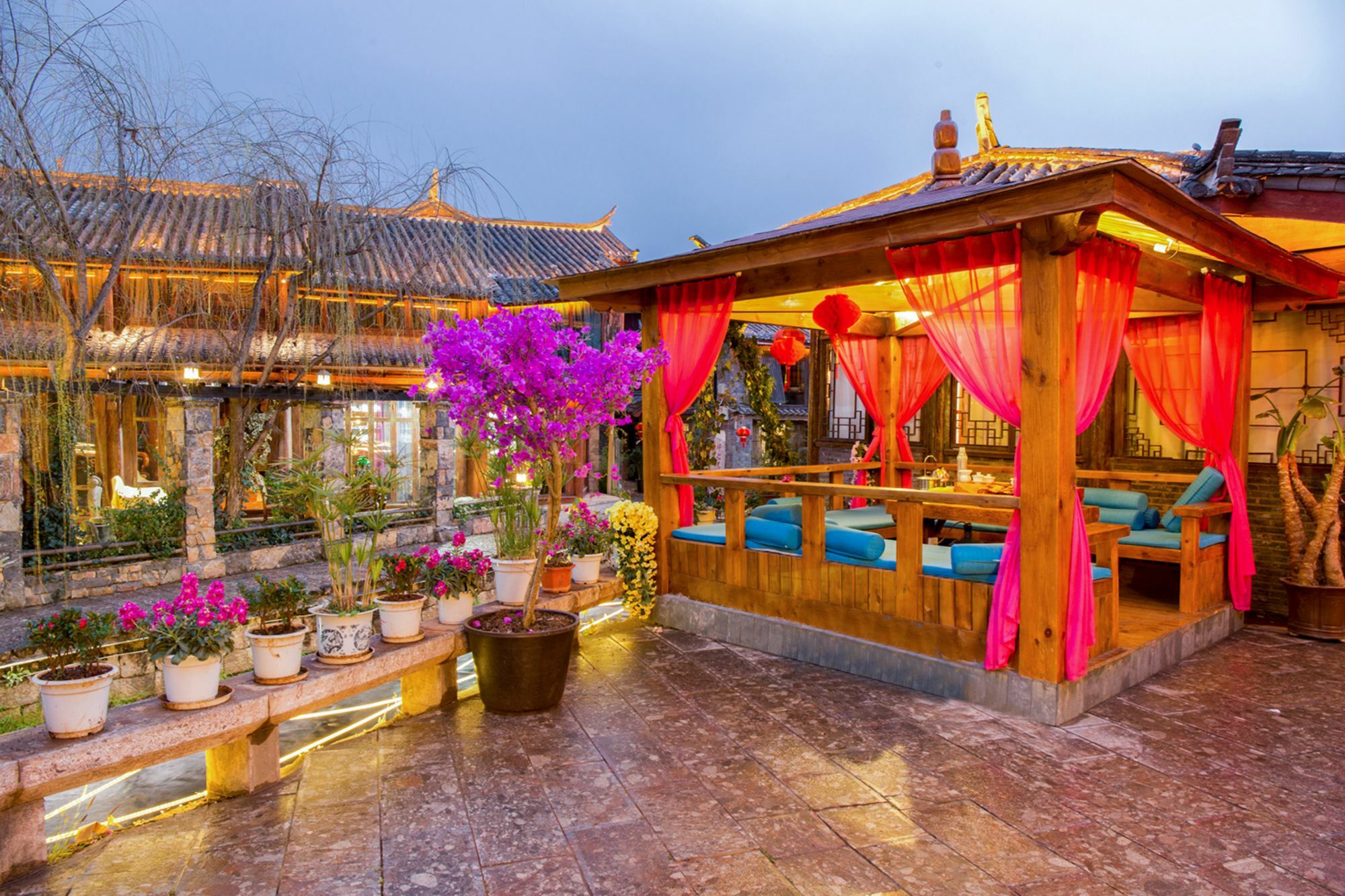 Love Cloud Boutique Chain Hotel In The Water Side ليجيانغ المظهر الخارجي الصورة